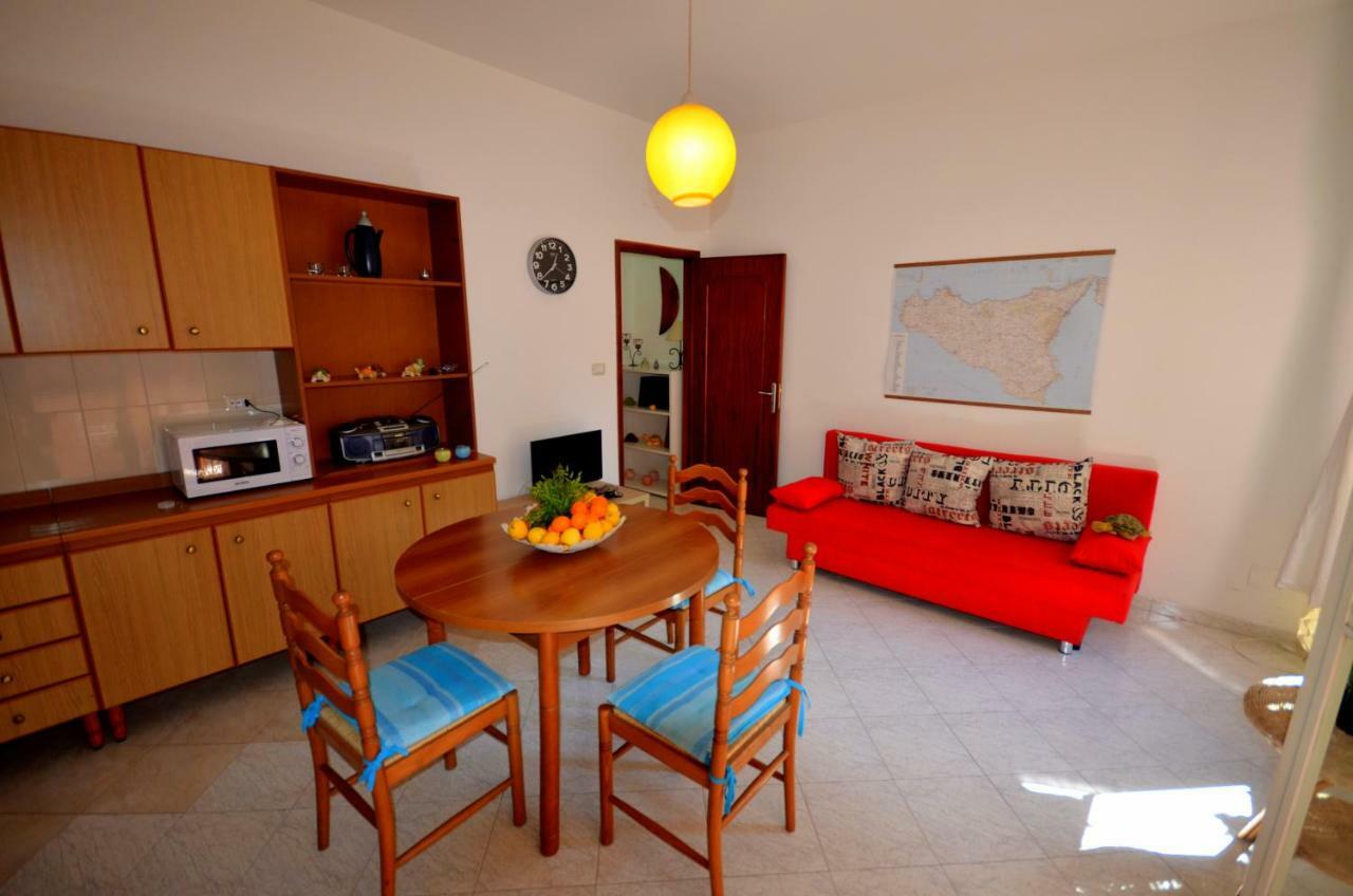 Naxos Sea Holiday Apartments Giardini Naxos Eksteriør billede